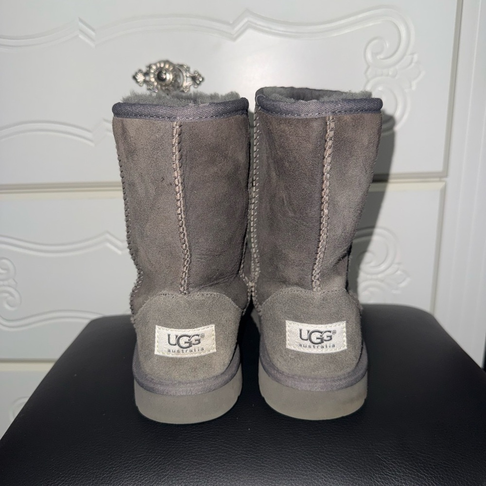 UGG Gray Short Sheepskin Boots